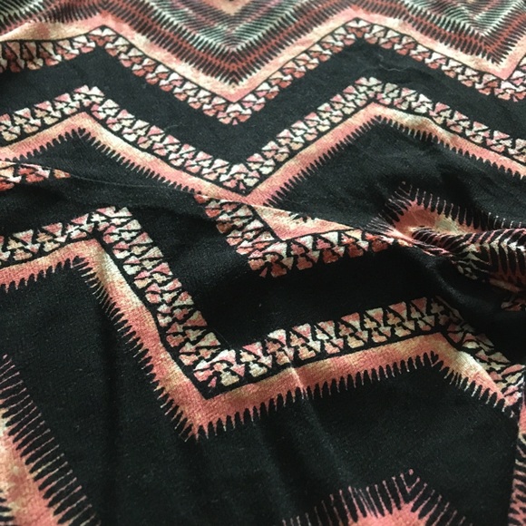 Blouse - Picture 3 of 9